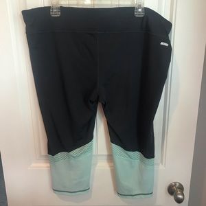 Danskin Pants - Danskin now XXL fitting active workout leggings Danskin Pants - Danskin now XXL fitting active workout leggings